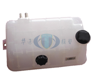 重汽HOWO-A7膨胀水箱总成