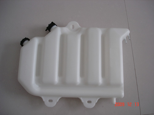 重汽金王子中重卡膨胀水箱总成